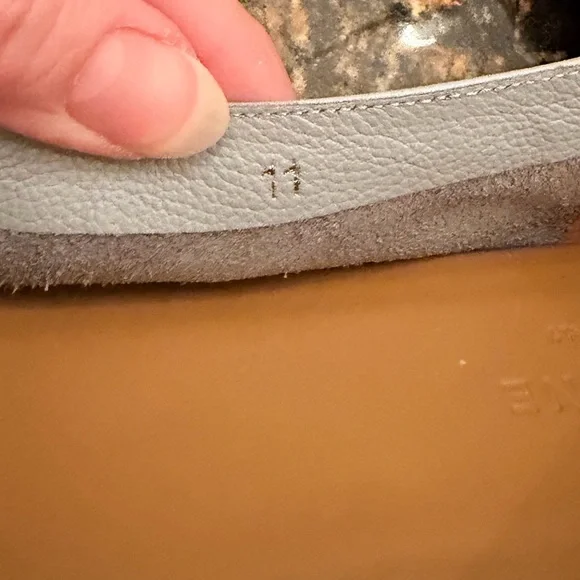 EVERLANE DAY GLOVE in LIGHT Blue Leather Flats Sz 11 - Picture 11 of 12